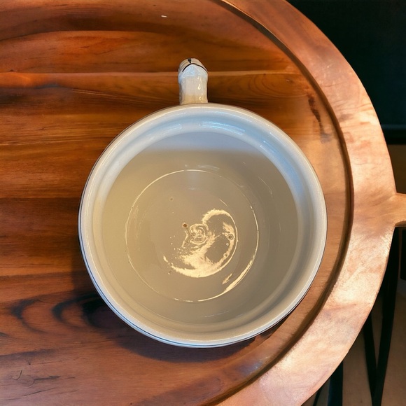 Antique Chamber Pot, transferware, cream and brown - Picture 7 of 8